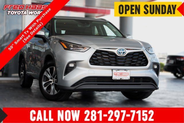Used 2023 Toyota Highlander