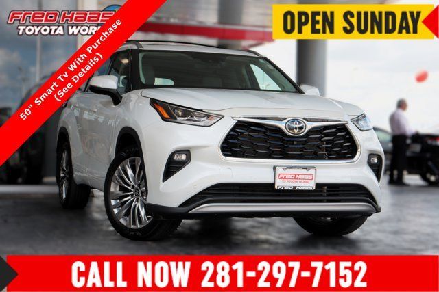 Used 2023 Toyota Highlander