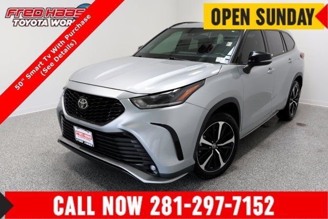 Used 2021 Toyota Highlander