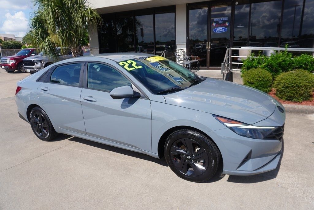 Used 2022 Hyundai Elantra