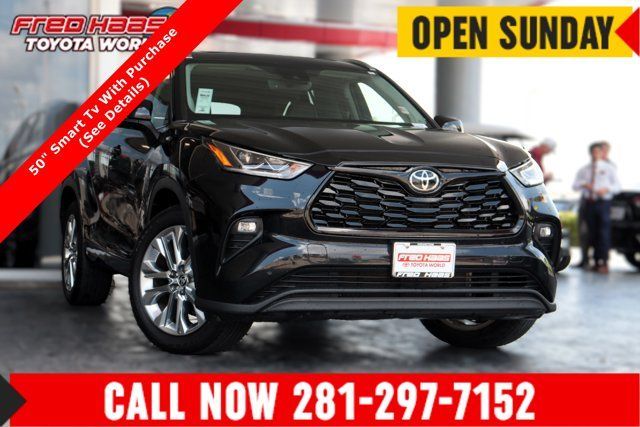 Used 2023 Toyota Highlander