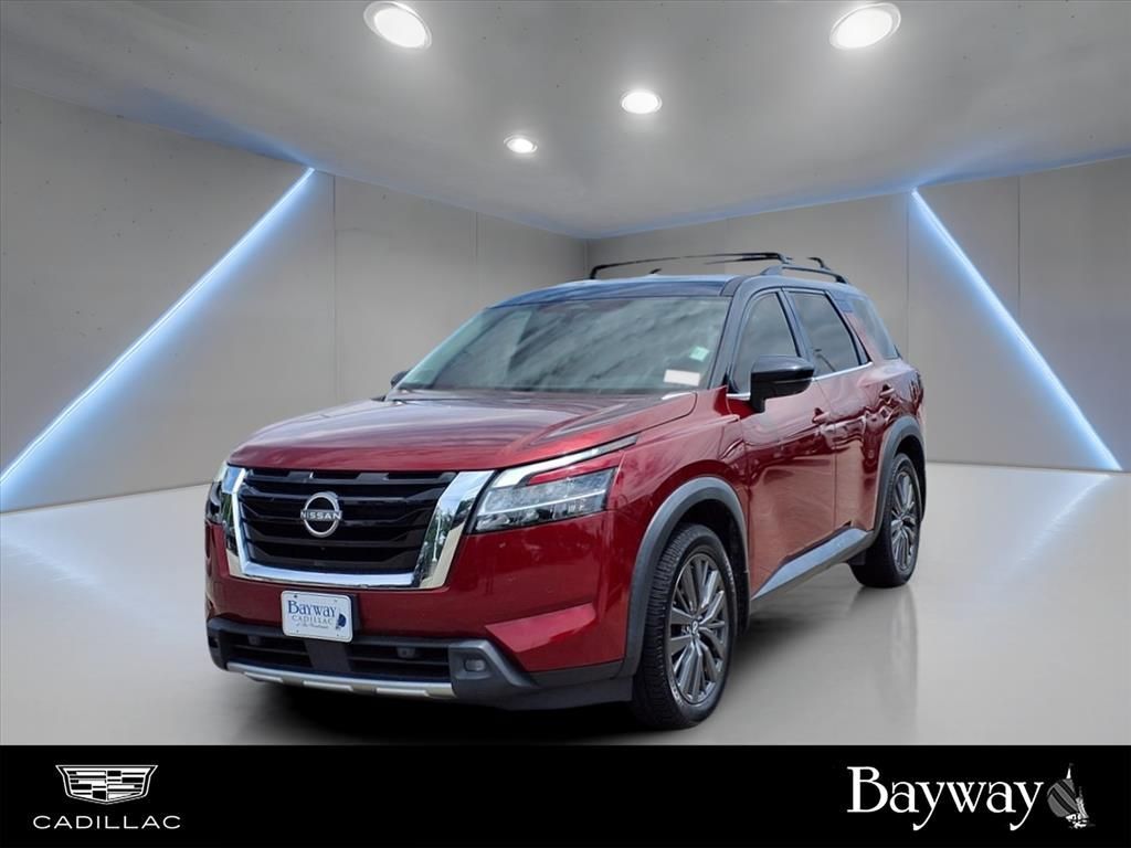 Used 2022 Nissan Pathfinder