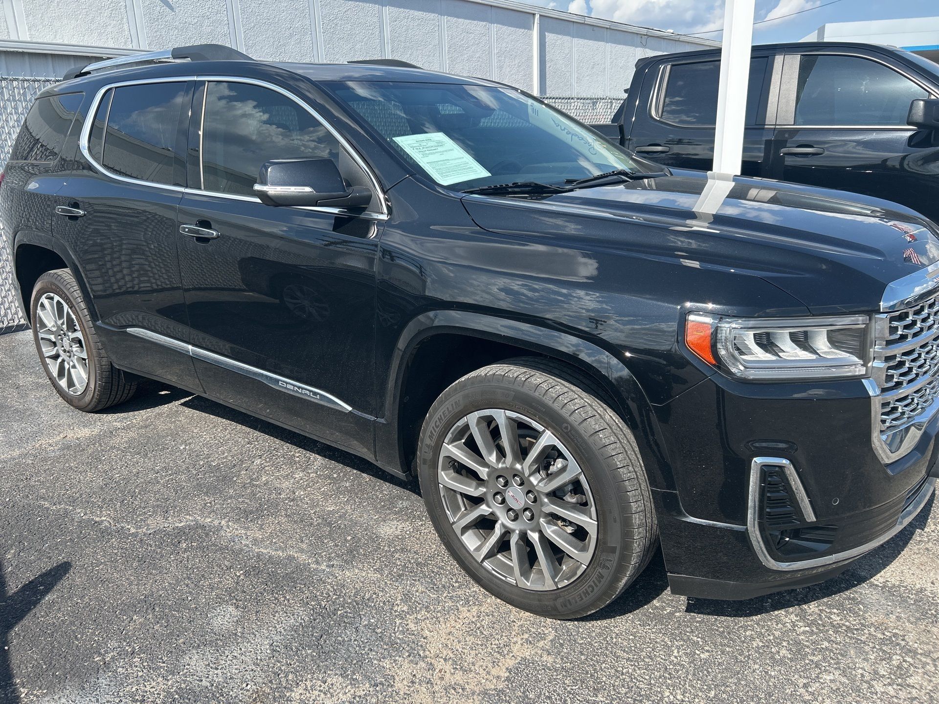 Used 2023 GMC Acadia