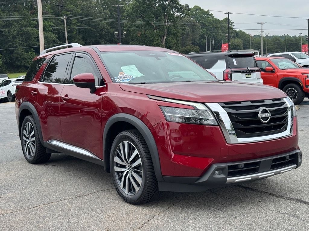 Used 2022 Nissan Pathfinder