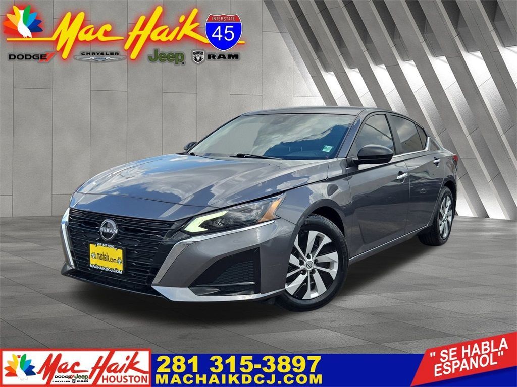 Used 2024 Nissan Altima