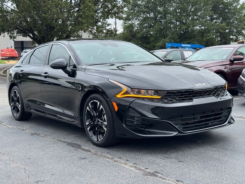 Used 2022 Kia K5