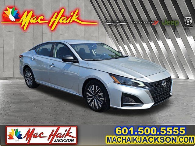 Used 2024 Nissan Altima