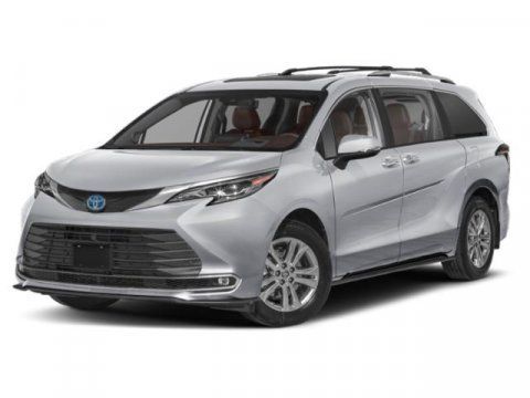 Used 2025 Toyota Sienna