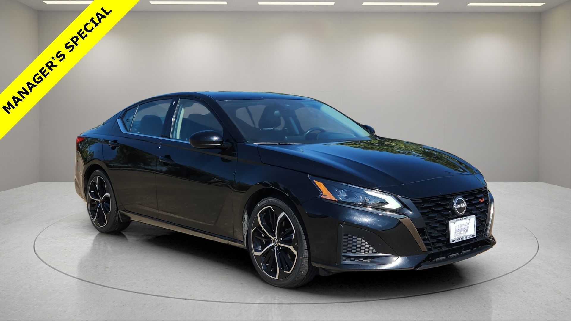 Used 2023 Nissan Altima