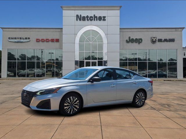 Used 2024 Nissan Altima