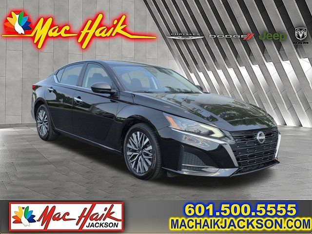 Used 2024 Nissan Altima