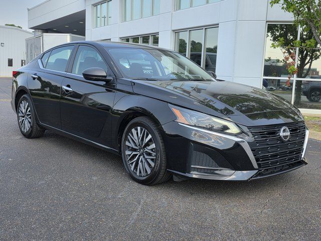 Used 2024 Nissan Altima