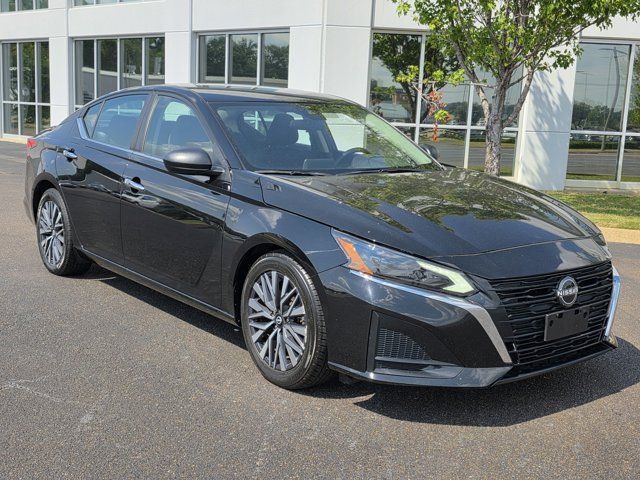 Used 2024 Nissan Altima