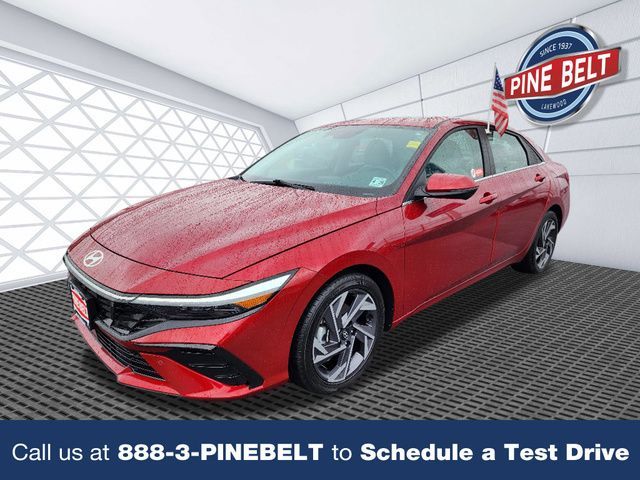 Used 2024 Hyundai Elantra