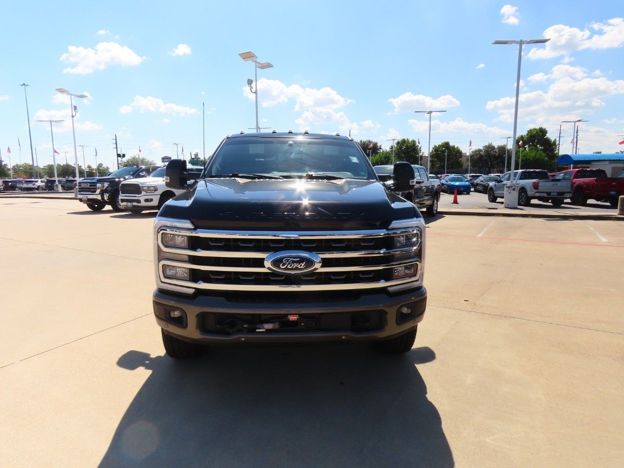 2023 Ford F-250 King Ranch photo 2