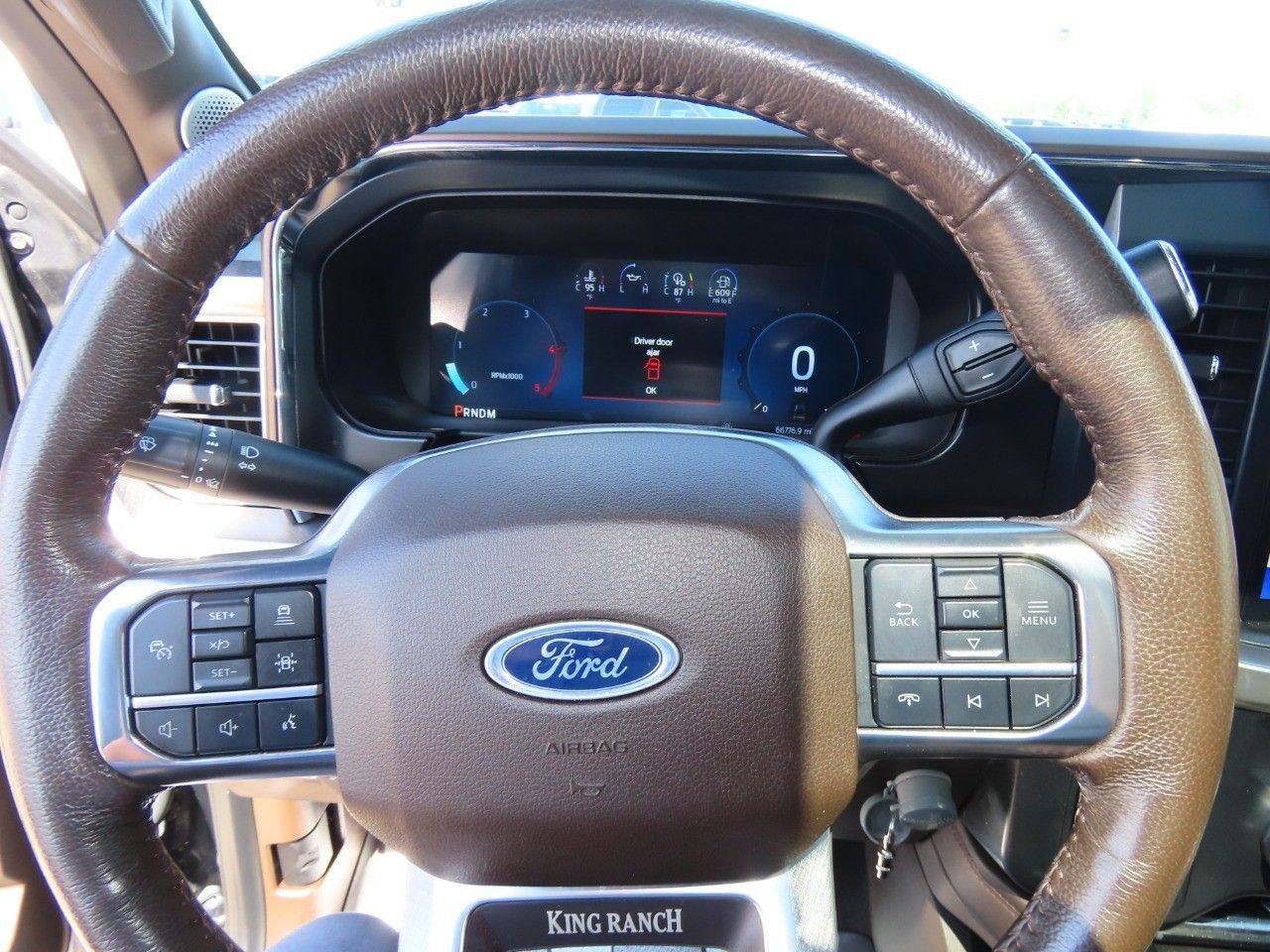 2023 Ford F-250 King Ranch photo 24