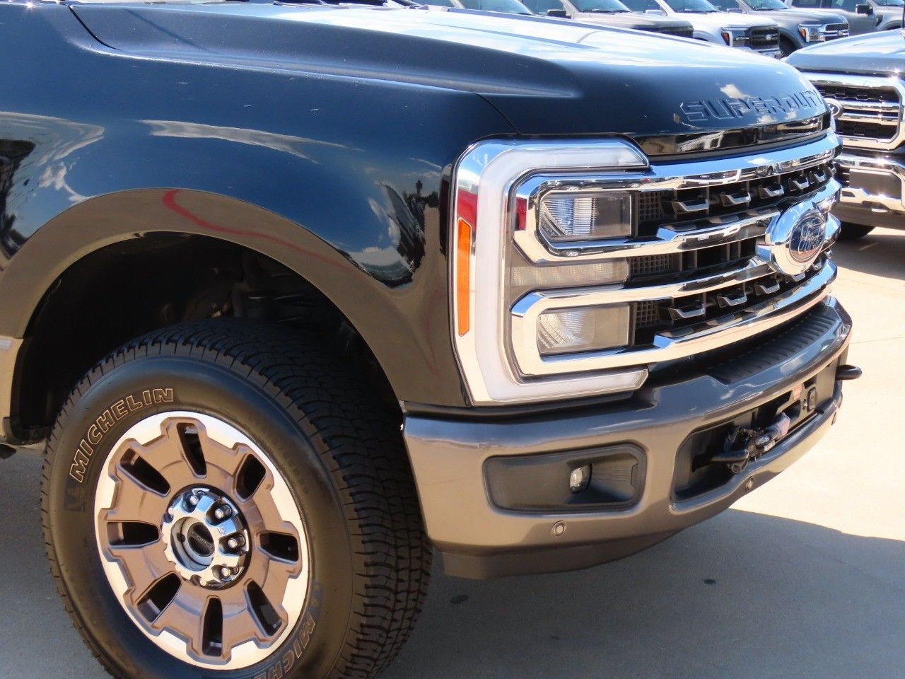2023 Ford F-250 King Ranch photo 3