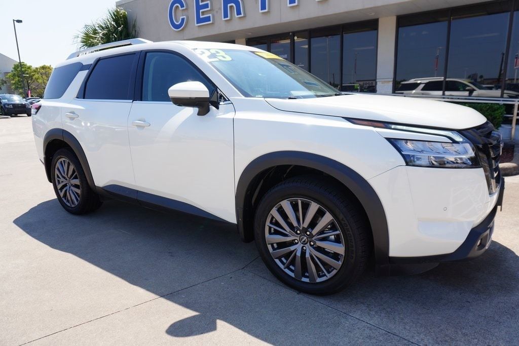 Used 2023 Nissan Pathfinder