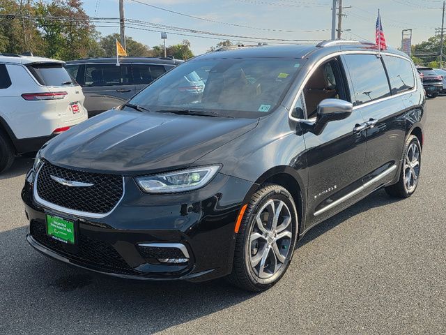 Used 2022 Chrysler Pacifica