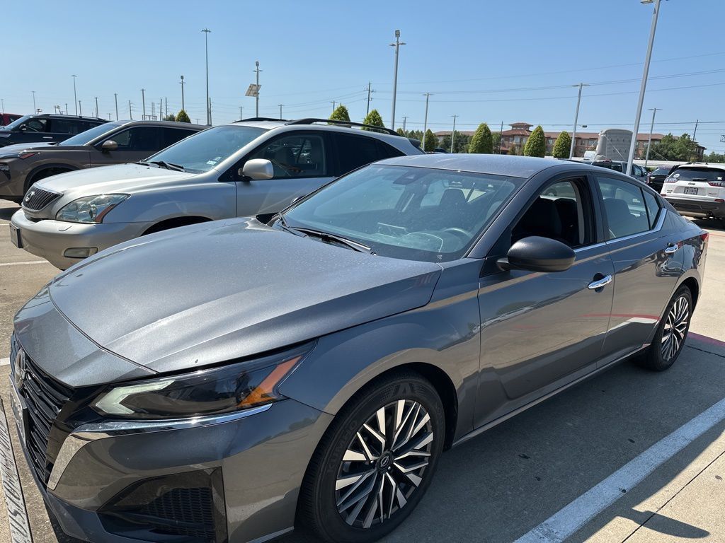 Used 2024 Nissan Altima