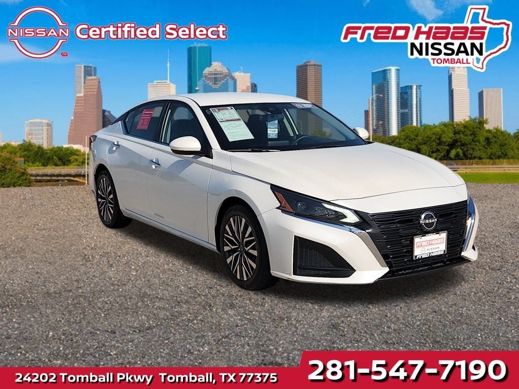 Used 2023 Nissan Altima