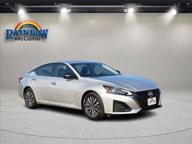 Used 2024 Nissan Altima