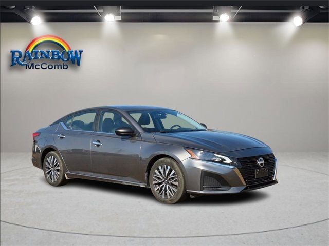 Used 2024 Nissan Altima