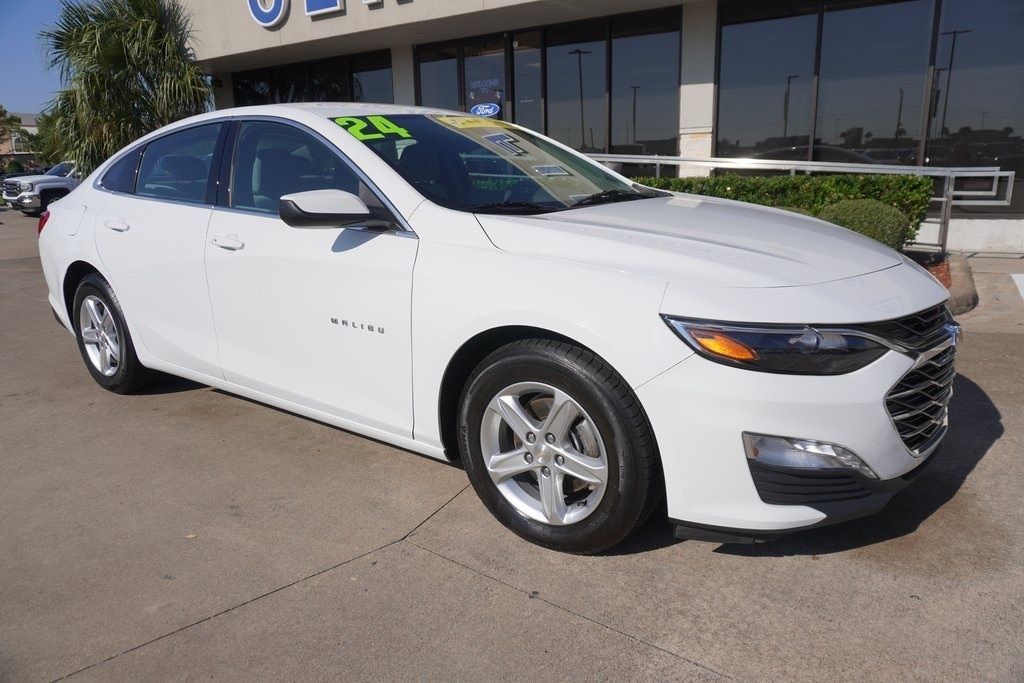 Used 2024 Chevrolet Malibu
