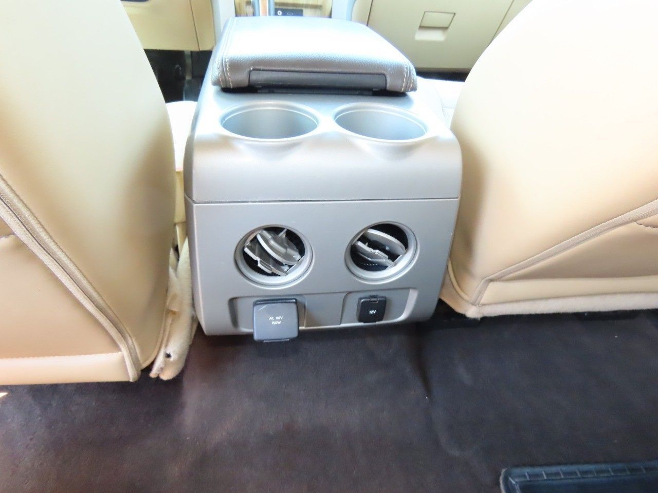 2011 Ford F-150 Lariat photo 19