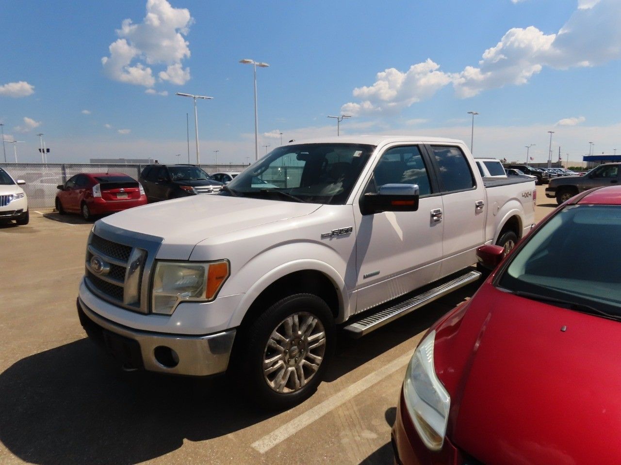 2011 Ford F-150 Lariat photo 2