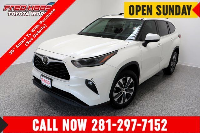 Used 2021 Toyota Highlander
