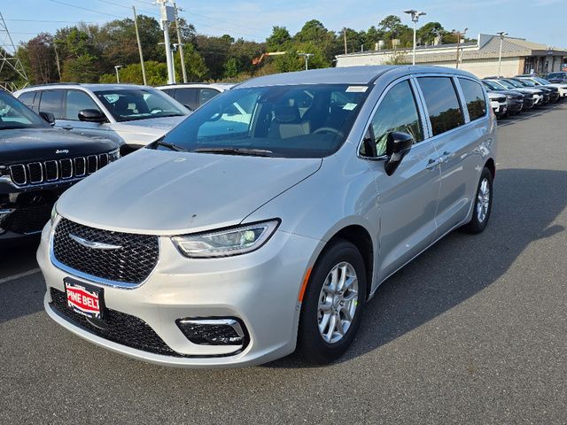 New 2026 Chrysler Pacifica