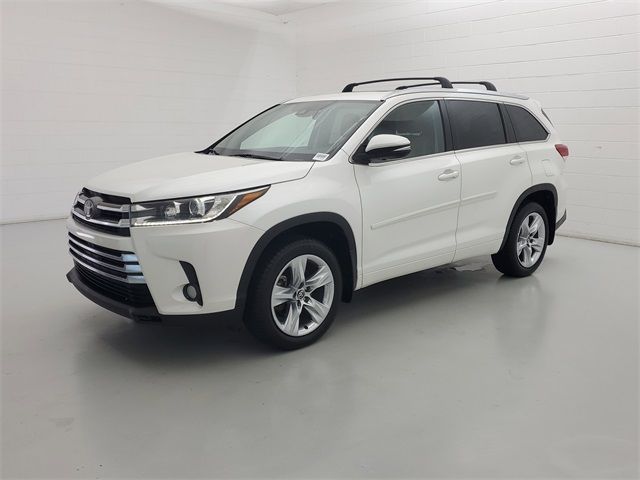 Used 2017 Toyota Highlander