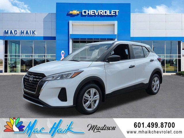 Used 2023 Nissan Kicks