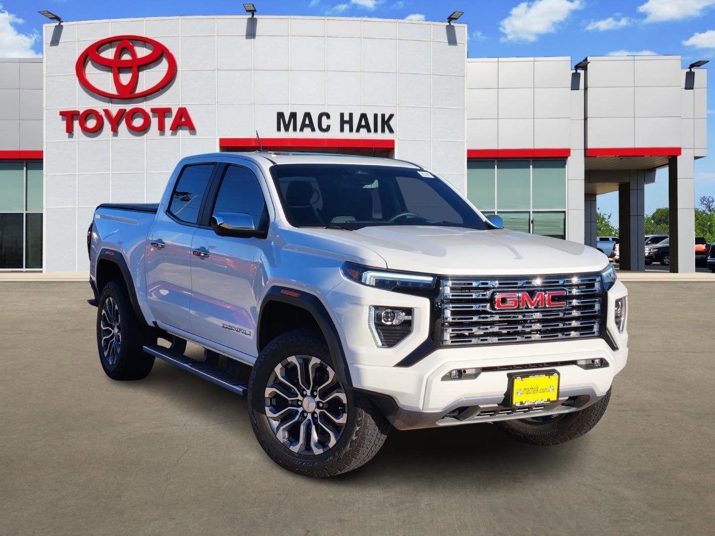 Used 2023 GMC Canyon