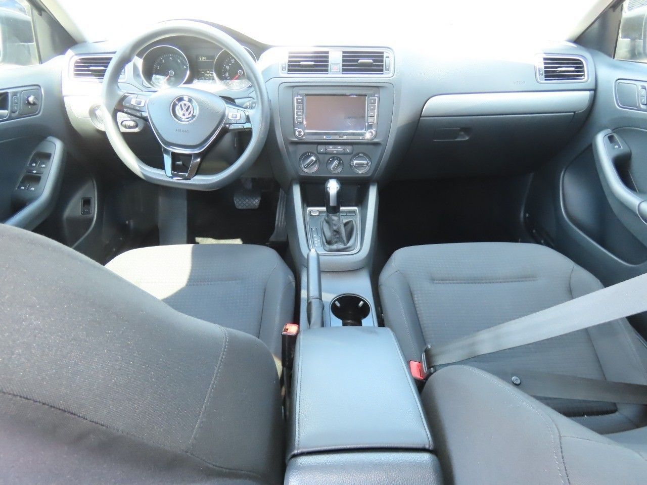 2015 Volkswagen Jetta SE Sport photo 14