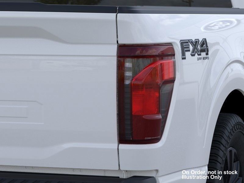 2025 Ford F-150 XLT photo 13