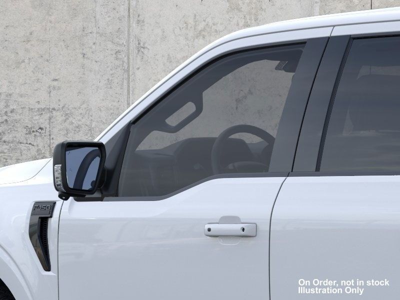 2025 Ford F-150 XLT photo 12