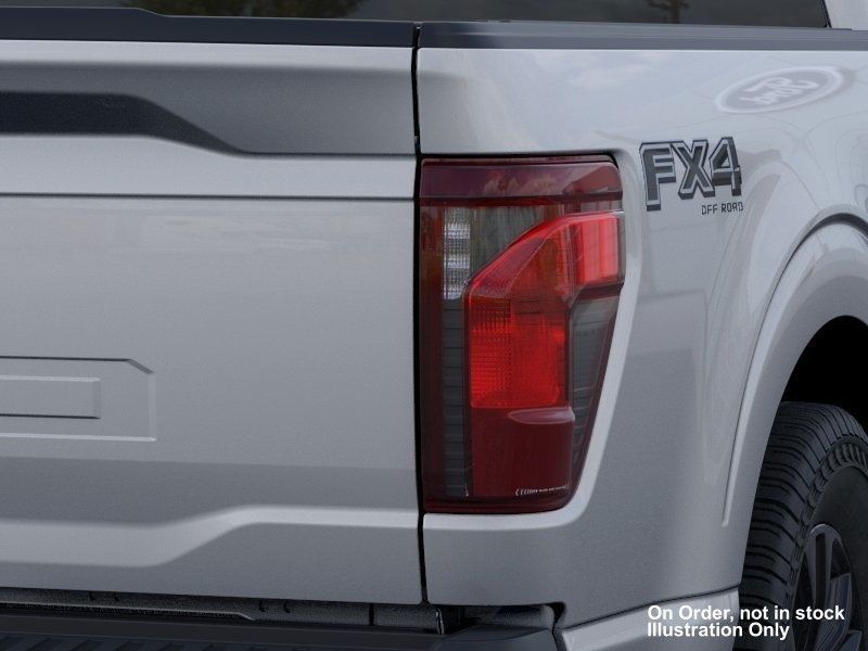 2025 Ford F-150 XLT photo 13