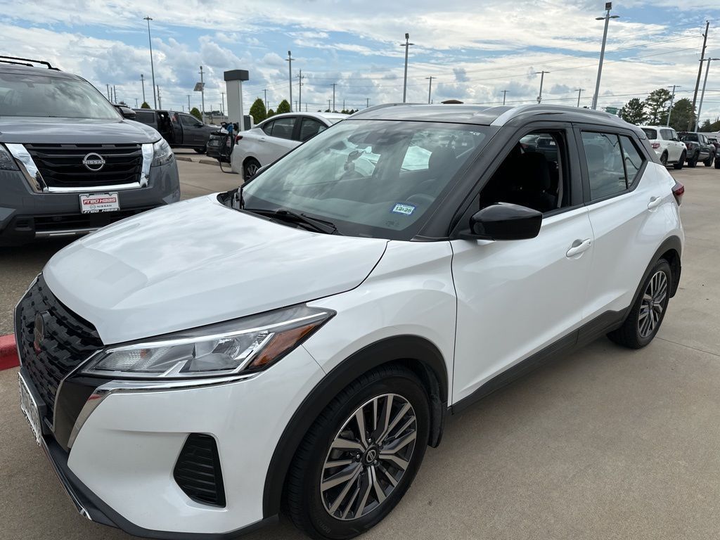 Used 2021 Nissan Kicks