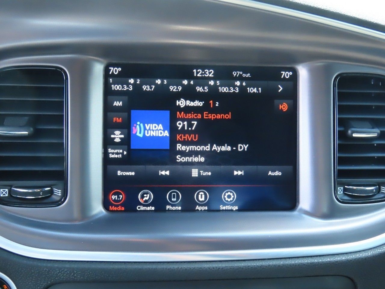 2021 Dodge Charger GT photo 26