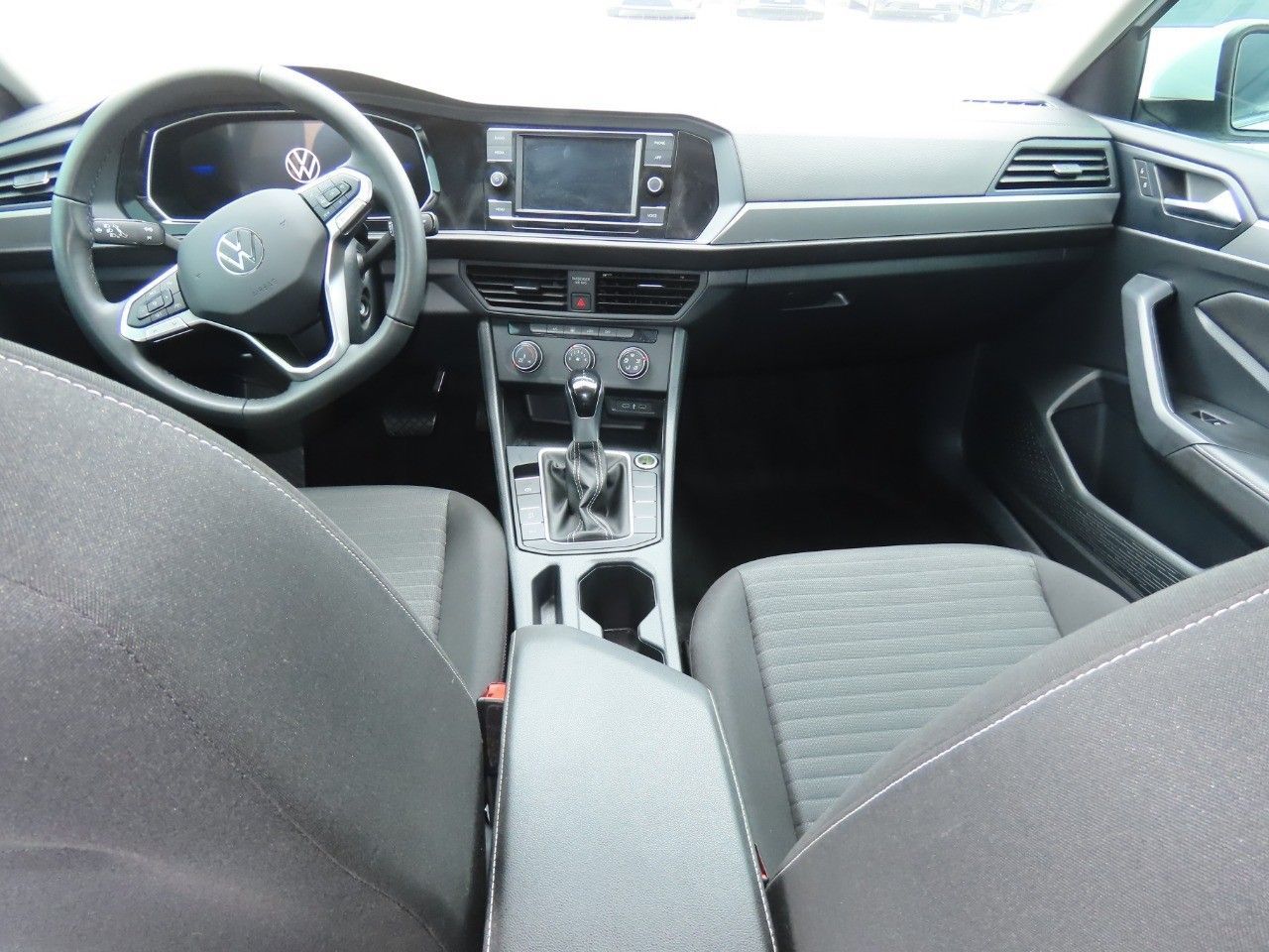 2024 Volkswagen Jetta S photo 19