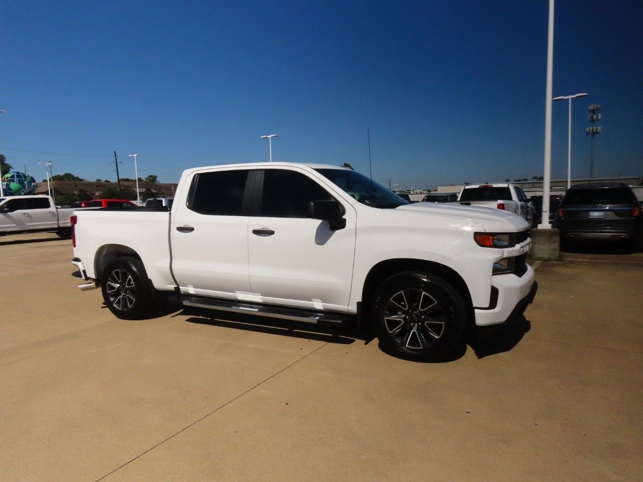 2020 Chevrolet Silverado 1500 Custom photo 5