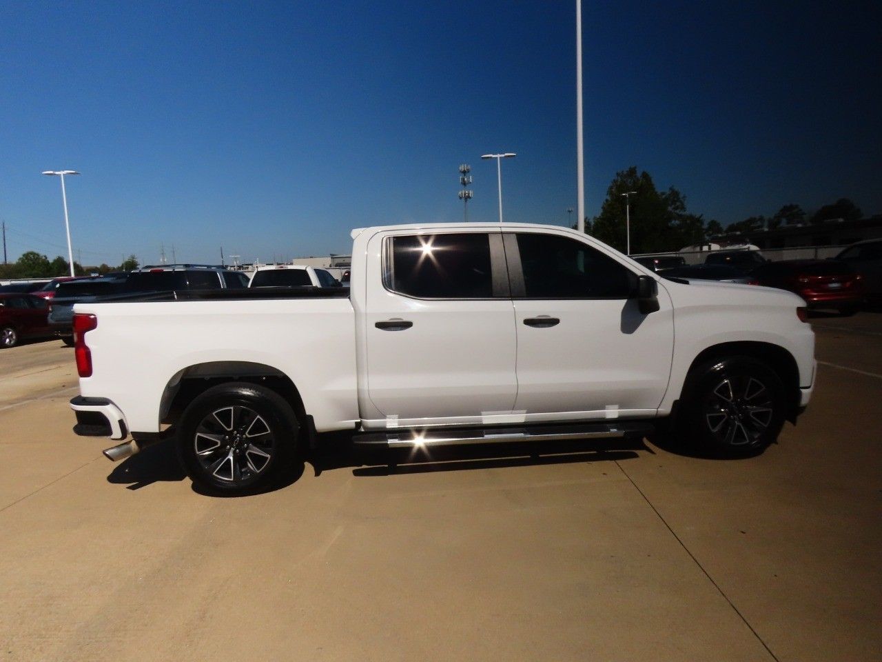 2020 Chevrolet Silverado 1500 Custom photo 7