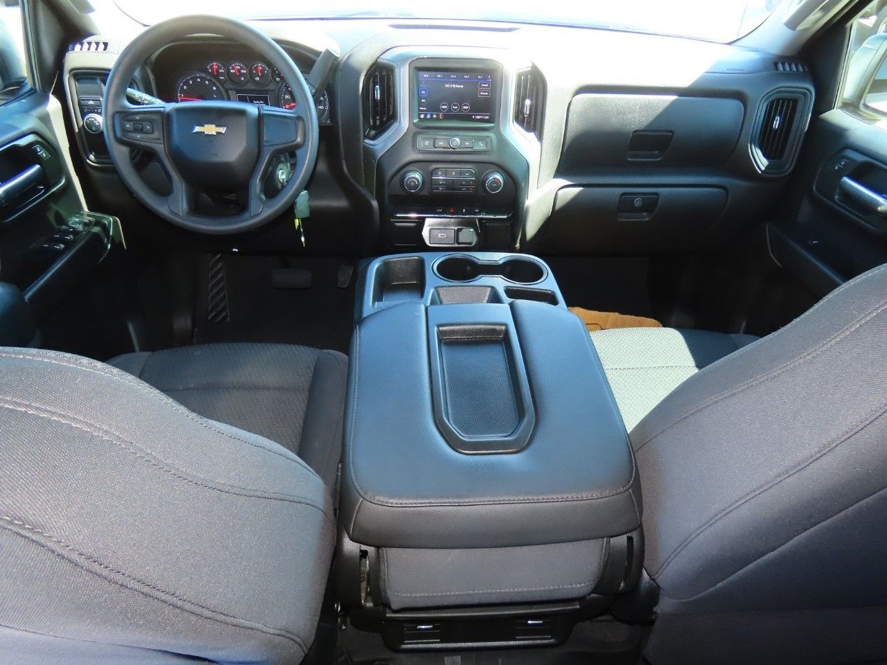 2020 Chevrolet Silverado 1500 Custom photo 19