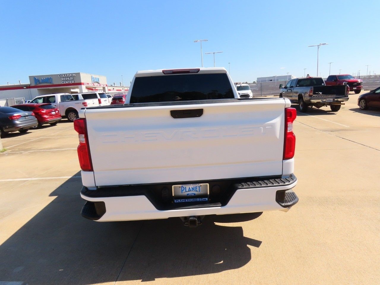 2020 Chevrolet Silverado 1500 Custom photo 10