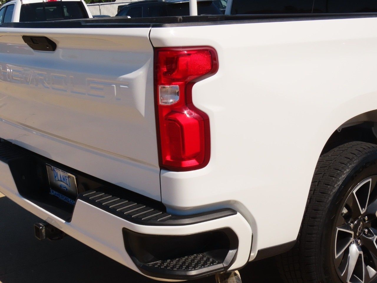 2020 Chevrolet Silverado 1500 Custom photo 9