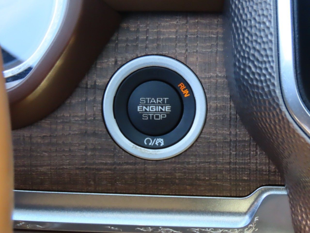 2023 Ram 1500 Longhorn photo 27