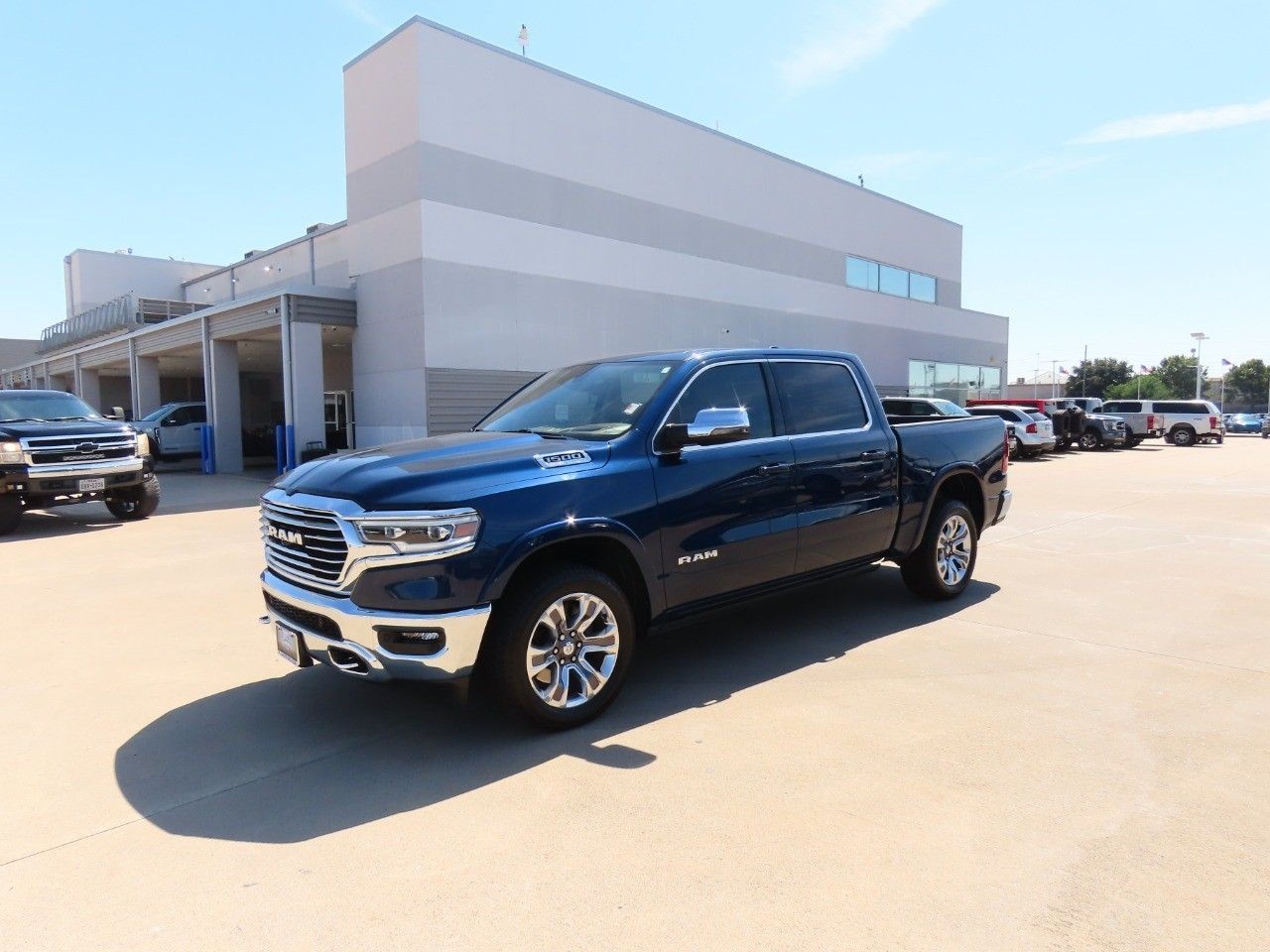 2023 Ram 1500 Longhorn photo 2