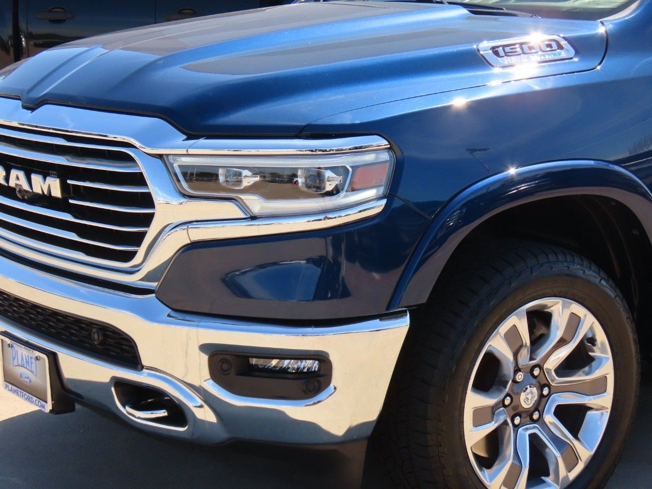2023 Ram 1500 Longhorn photo 3